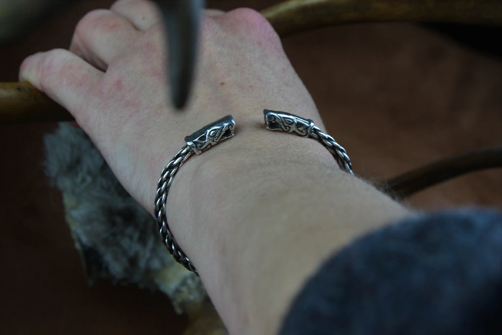 Dragon head bracelet