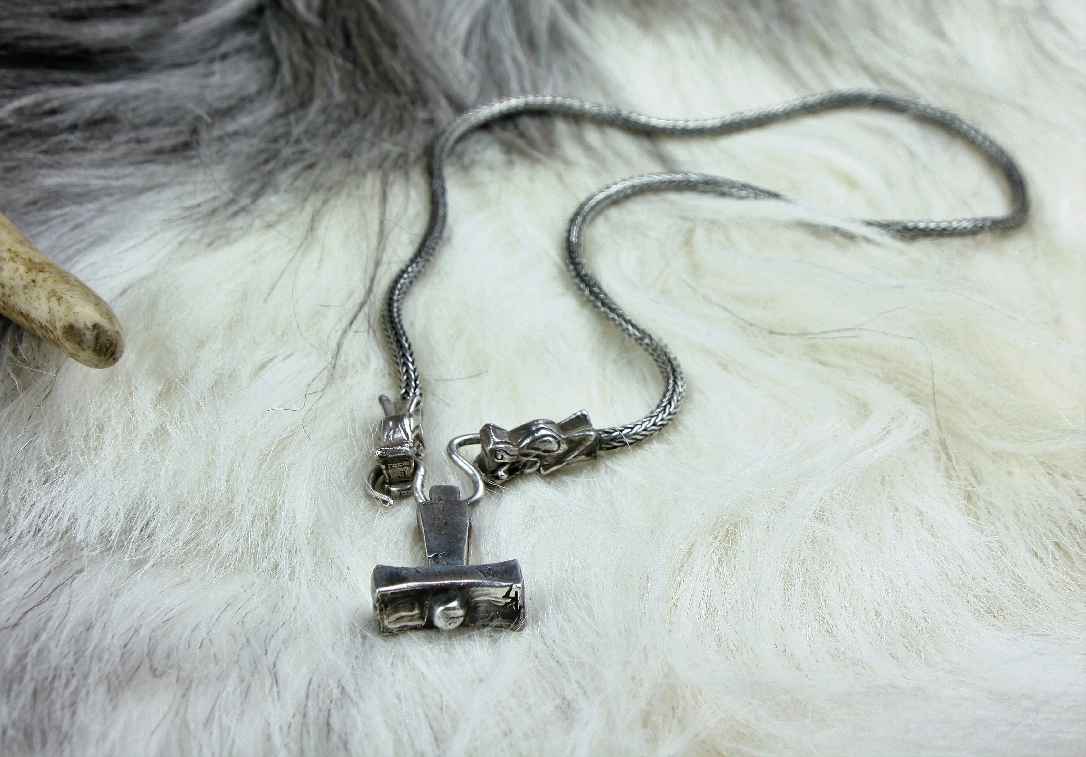 Uppsala Hammer on Dragon Chain in Sterling Silver Valhallas silver