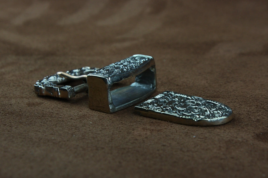 Bronze viking belt fittings 