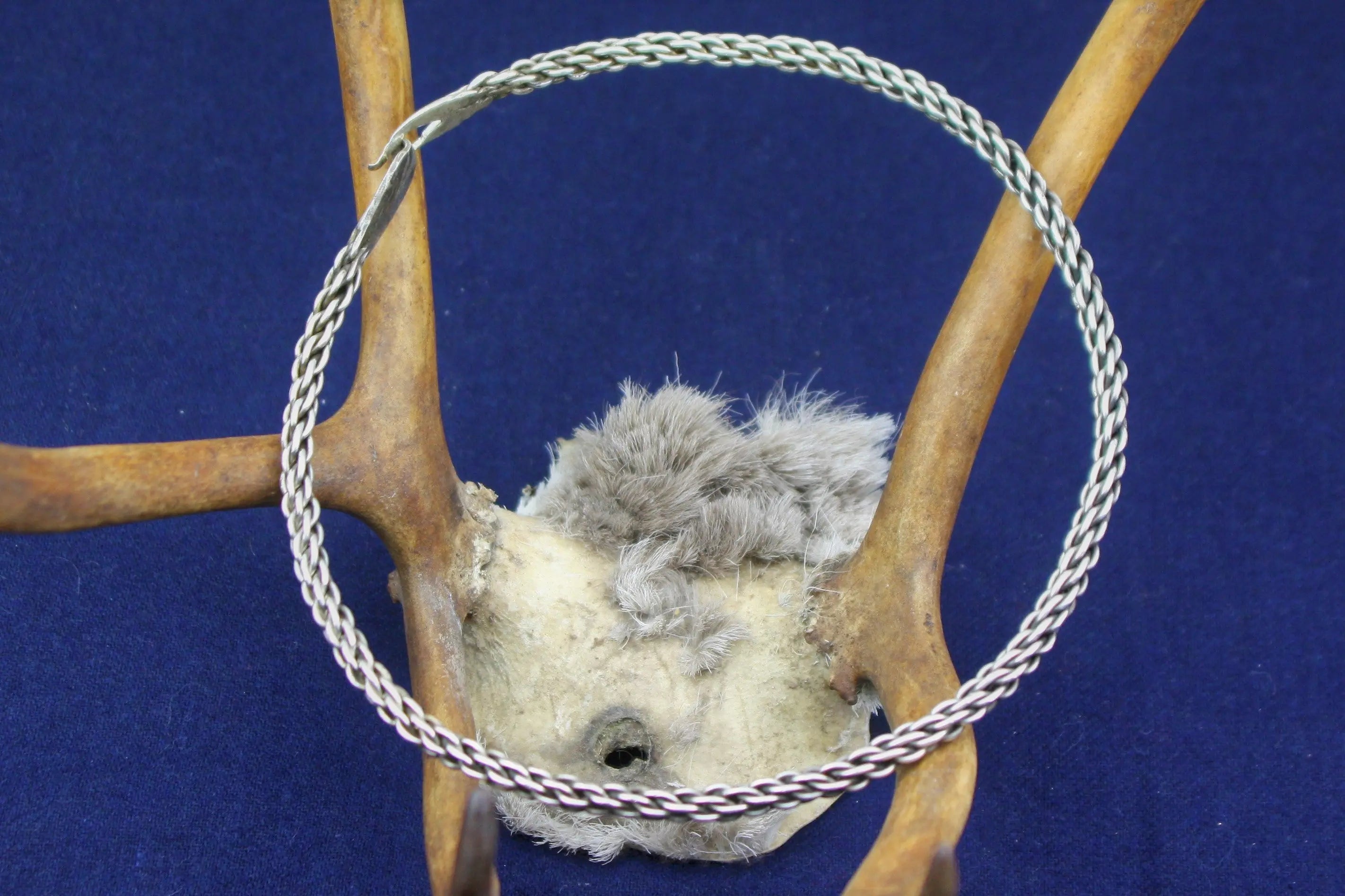 Silver viking neckring